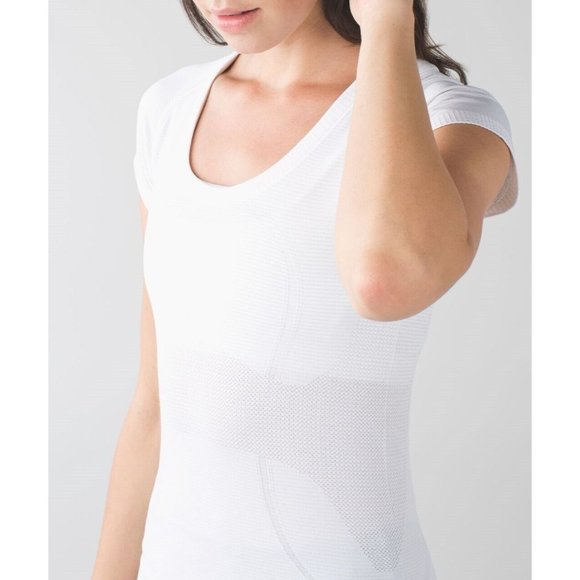 LULULEMON 2 Run: Swiftly Tech Short Sleeve Heathered White - Picture 2 of 7
